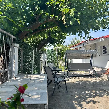 Hermes Grove Tatil Evi