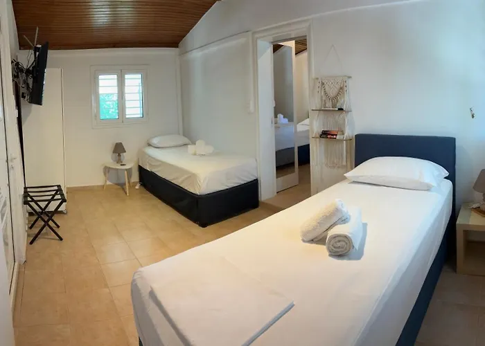 Hermes Grove Katarrakhion